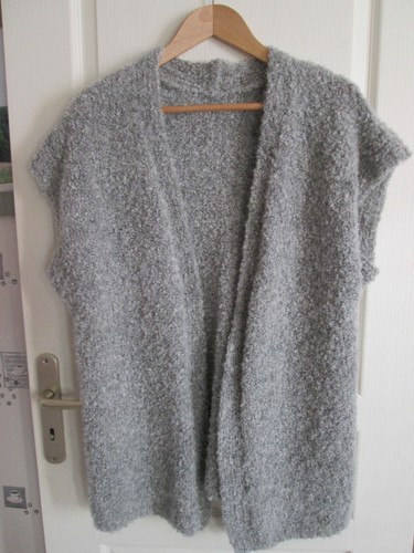 Gilet sans manche - , tricoté