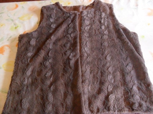 Gilet sans manches neuf - sans,